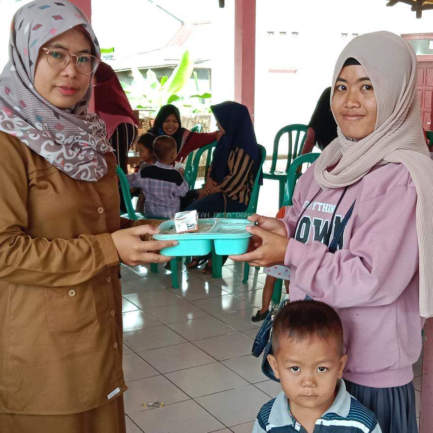 PEMBERIAN MAKANAN TAMBAHAN PROGRAM 90 HARI , DIHARI KEDUA