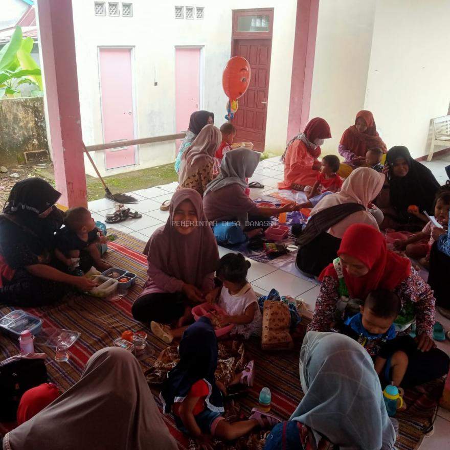 Penyaluran PMT BALITA STUNTING