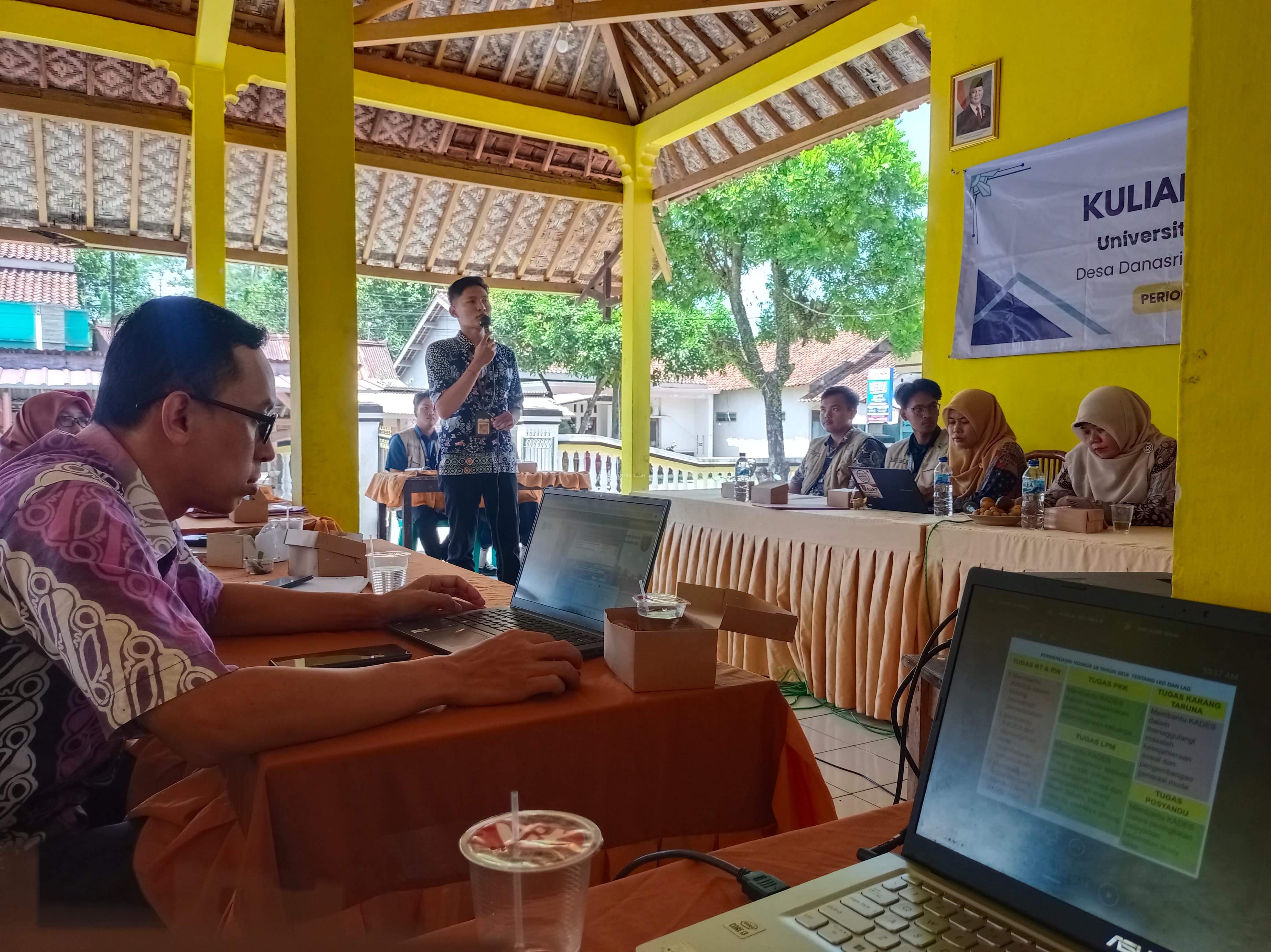 Sosialisasi Peran Kelembagaan Desa di Desa Danasri